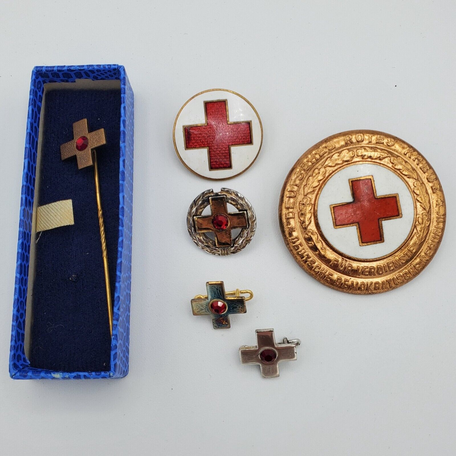 Red Cross DRK stick pin badge medal award service button enamel set old German