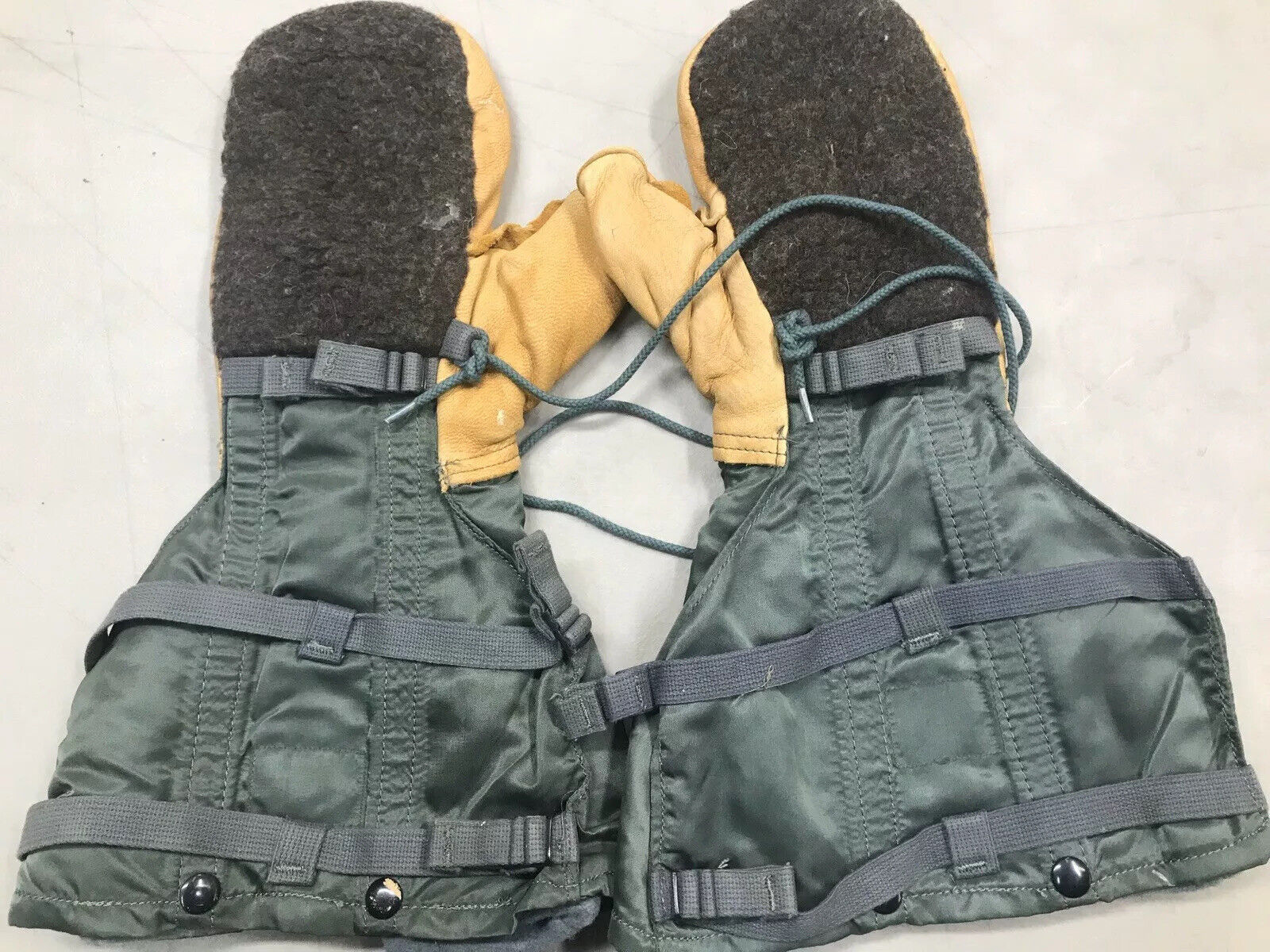 used US GI Arctic Military Mittens Air Force COLD WEATHER ECW Flyers Gloves N-4B