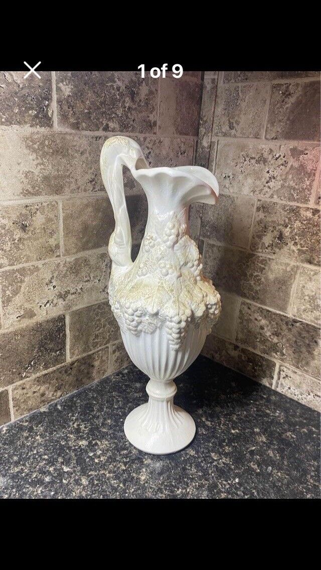 Vintage 1976, Arnel’s Ceramic Grape Vine Vase 
