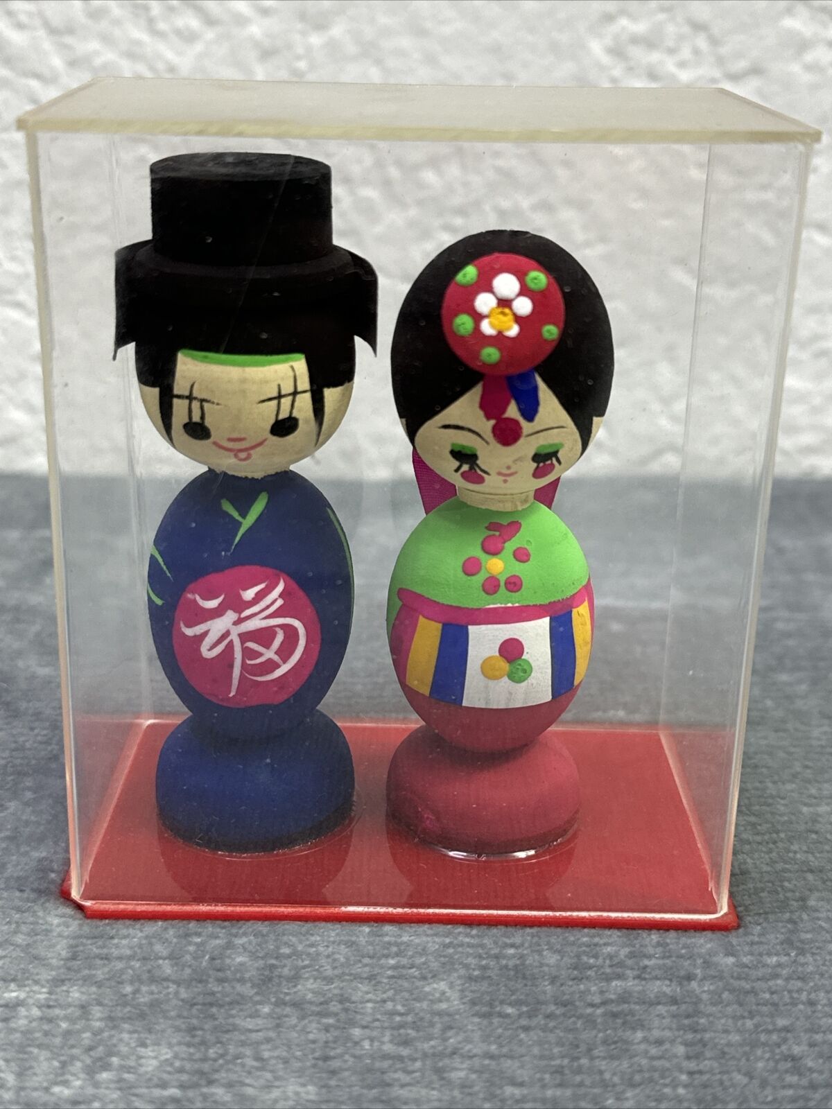 CARVED WOOD KOREAN WEDDING DOLLS HAND PAINTED WOODEN 3.25” TALL