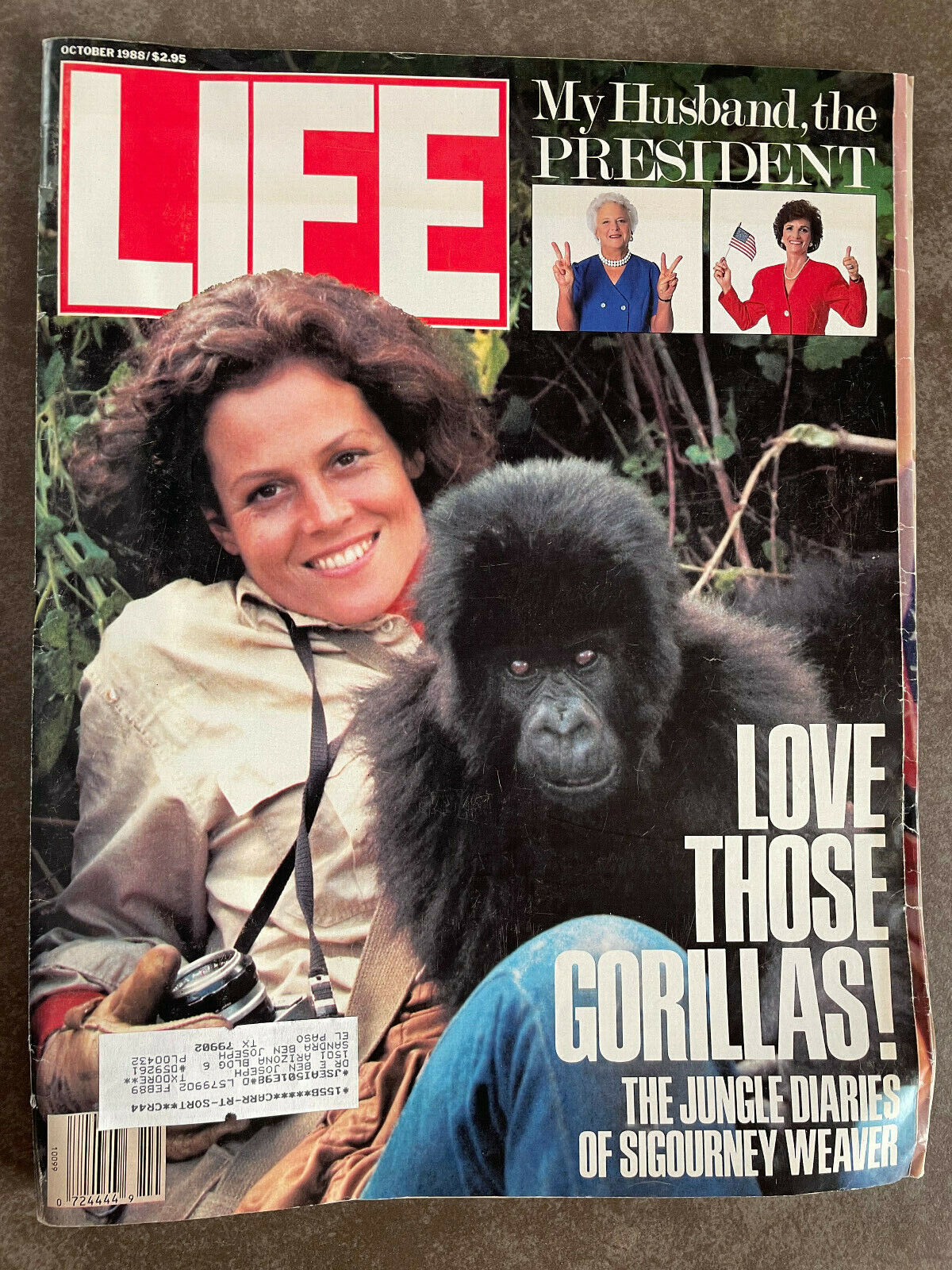 LIFE Magazine October 1988 Sigourney Weaver Gorillas In The Mist Barbara Bush