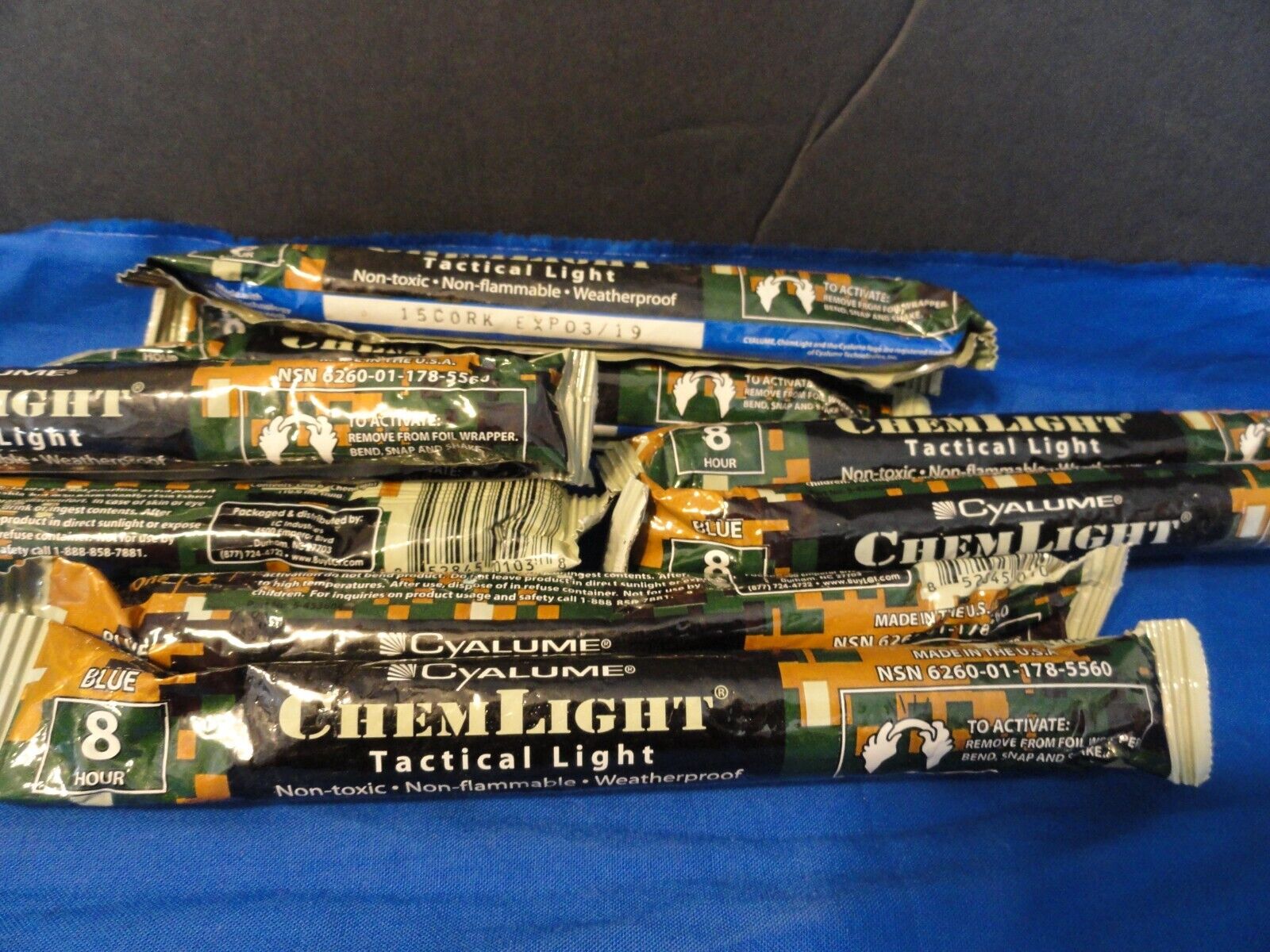 CHEMLIGHT TACTICAL LIGHT BY CYALUME TECHNOLOGIES BLUE 8 HOUR BOX OF 10