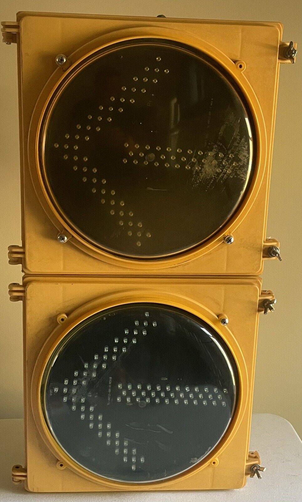 Vintage Retired Traffic Turning Signal\'s Arrows Light Yellow Green Working