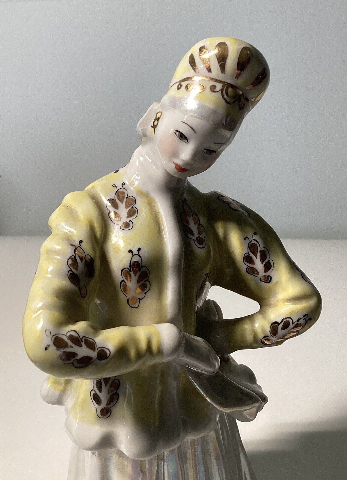 Russian Porcelain Dulevo Figurine Lebedushka 1964 Rare