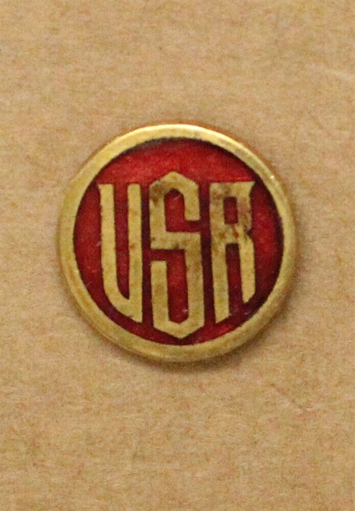Army Reserve lapel pin, pre WWII, medium red (3184)