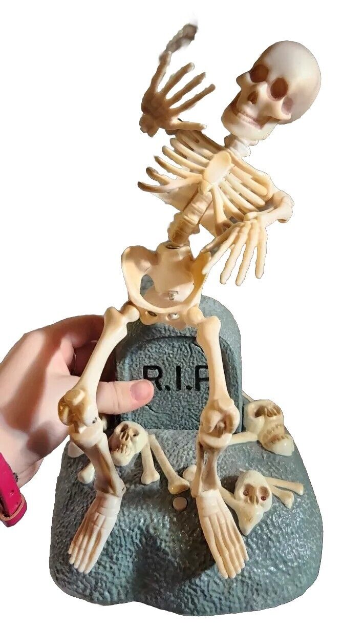 Animatronic Skeleton Halloween Decor Comes In Orginal Box 