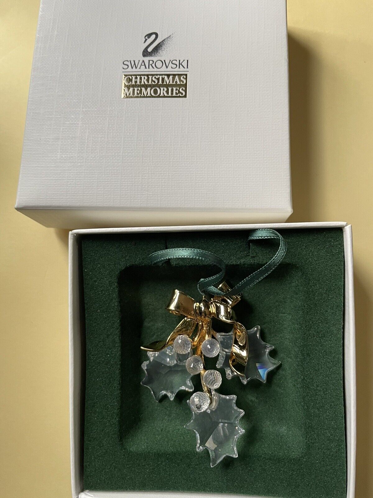 Swarovski Christmas Memories HOLLY Crystal & Gold Ornament NIB w/ Pamphlet