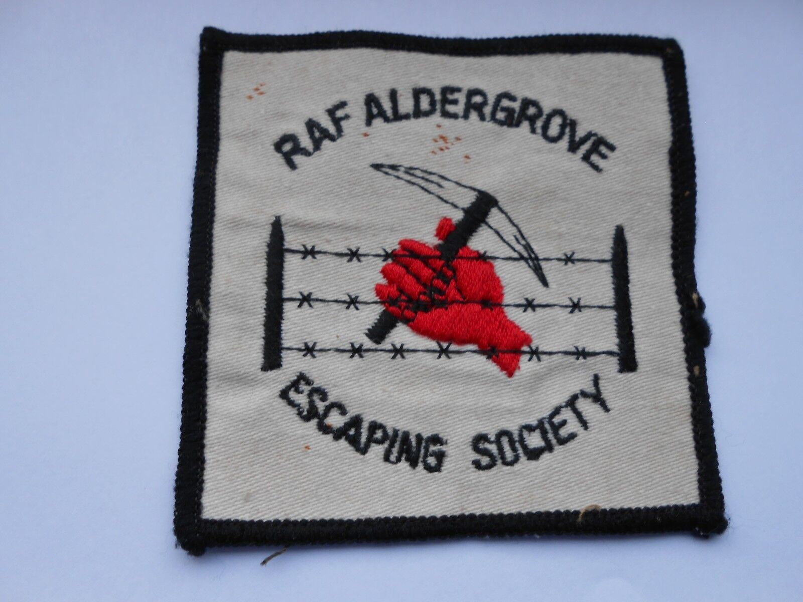 Northern Ireland  troubles RAF ALDERGROVE ESCAPING SOCIETY members cloth patch 