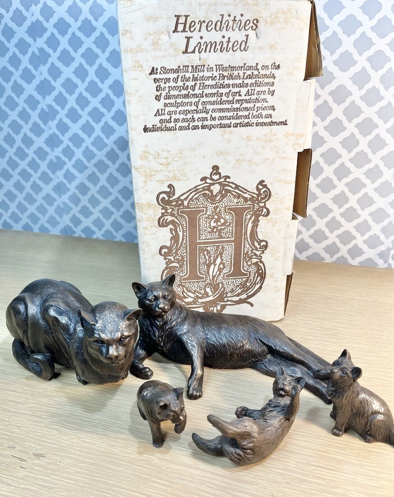 RARE Vintage Heredities Limited Bronze Cat with Kittens Made in England w/Box +