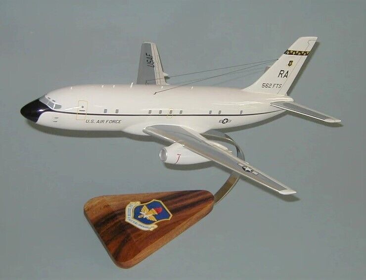 USAF Boeing T-43 Trainer 562 FTS Randolph AFB Desk Top Model 1/72 SC Airplane