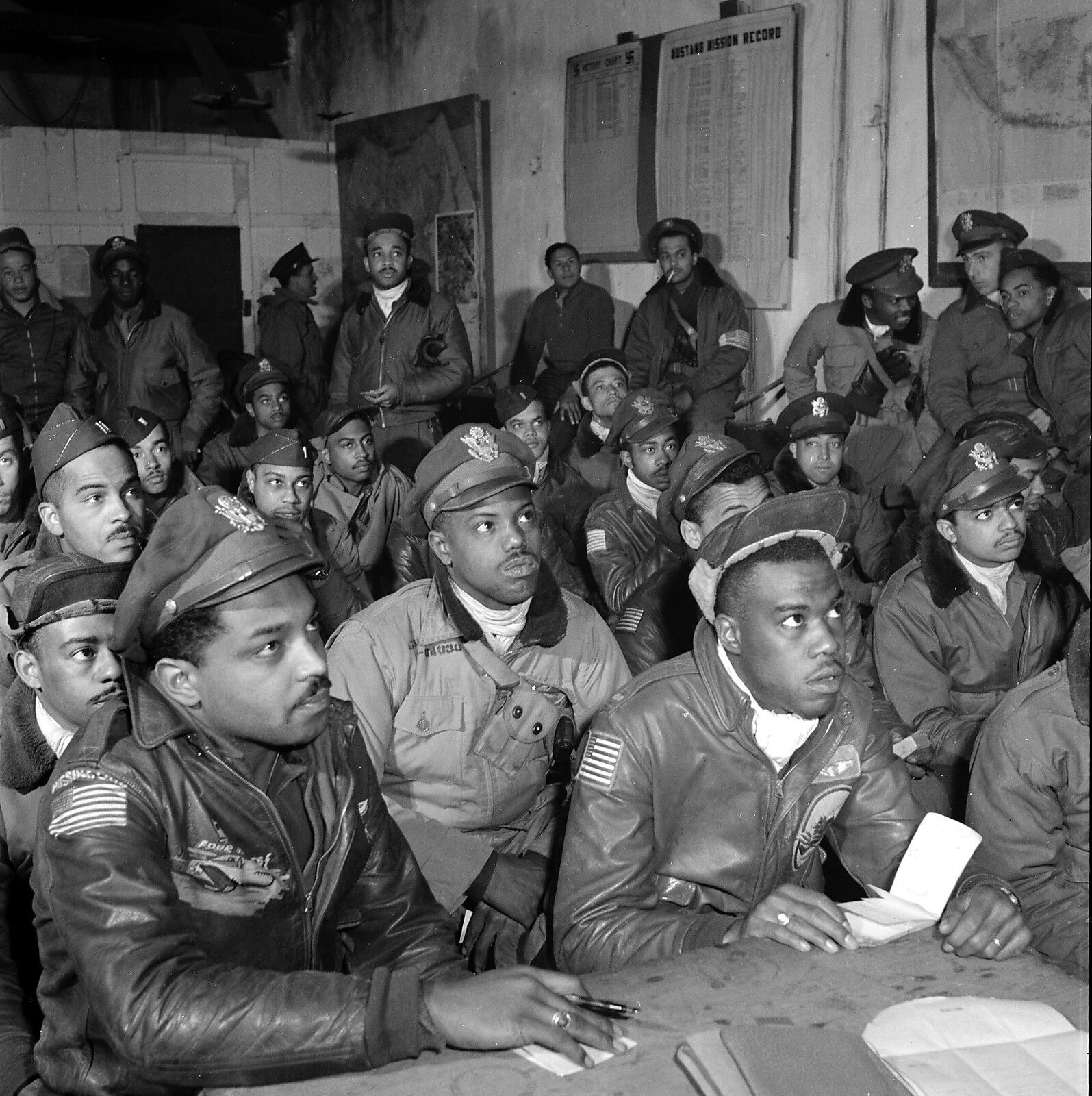 TUSKEGEE AIRMEN Getting a Briefing in Ramitelli, Italy- 332 Fighter 1945  PHOTO