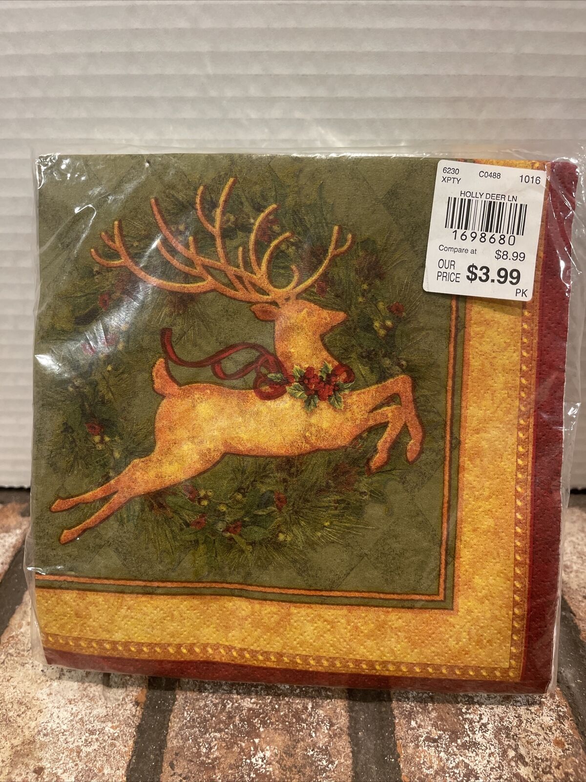 Christmas - Creative Converting Paper Luncheon Napkins, Holly Deer