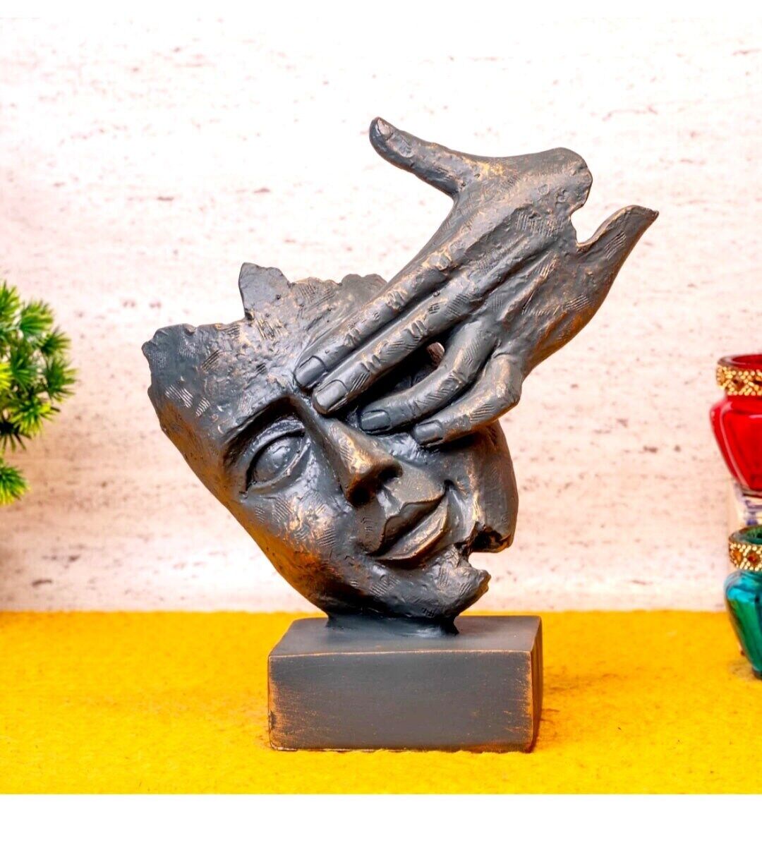 Human Face Hiding Eye Statue Polyresin Handmade Figurine Sculpture For Decor