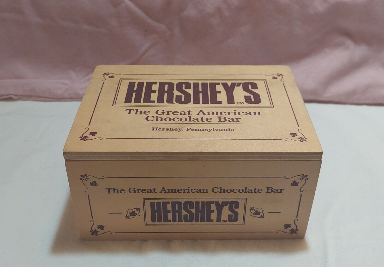 Vtg Hershey's The Great American Chocolate Bar Hershey PA Advertising Wood Box 