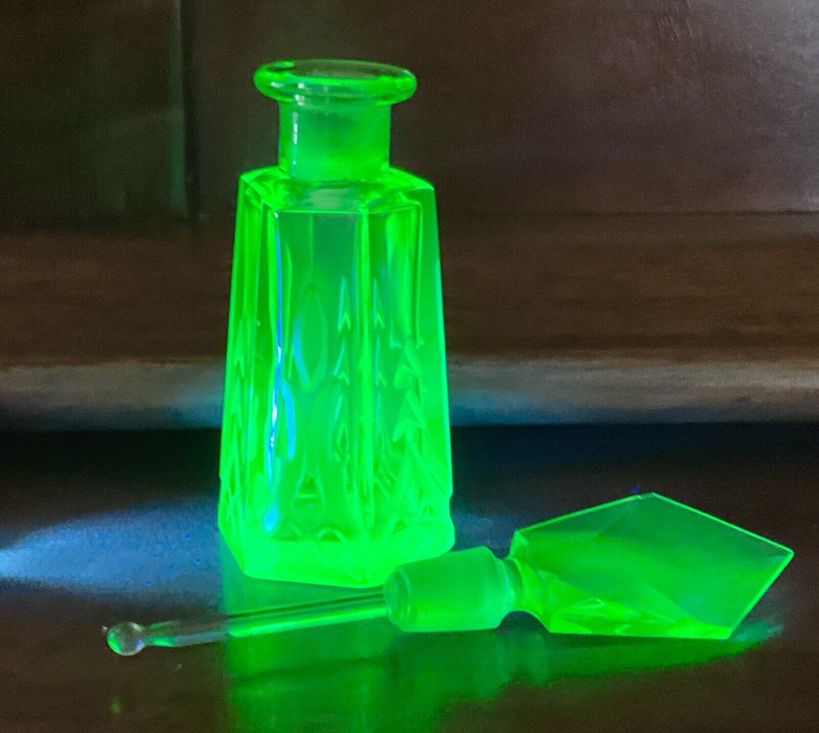 Vintage Perfume Bottle Dauber Uranium Glass Glows Green Cut Glass