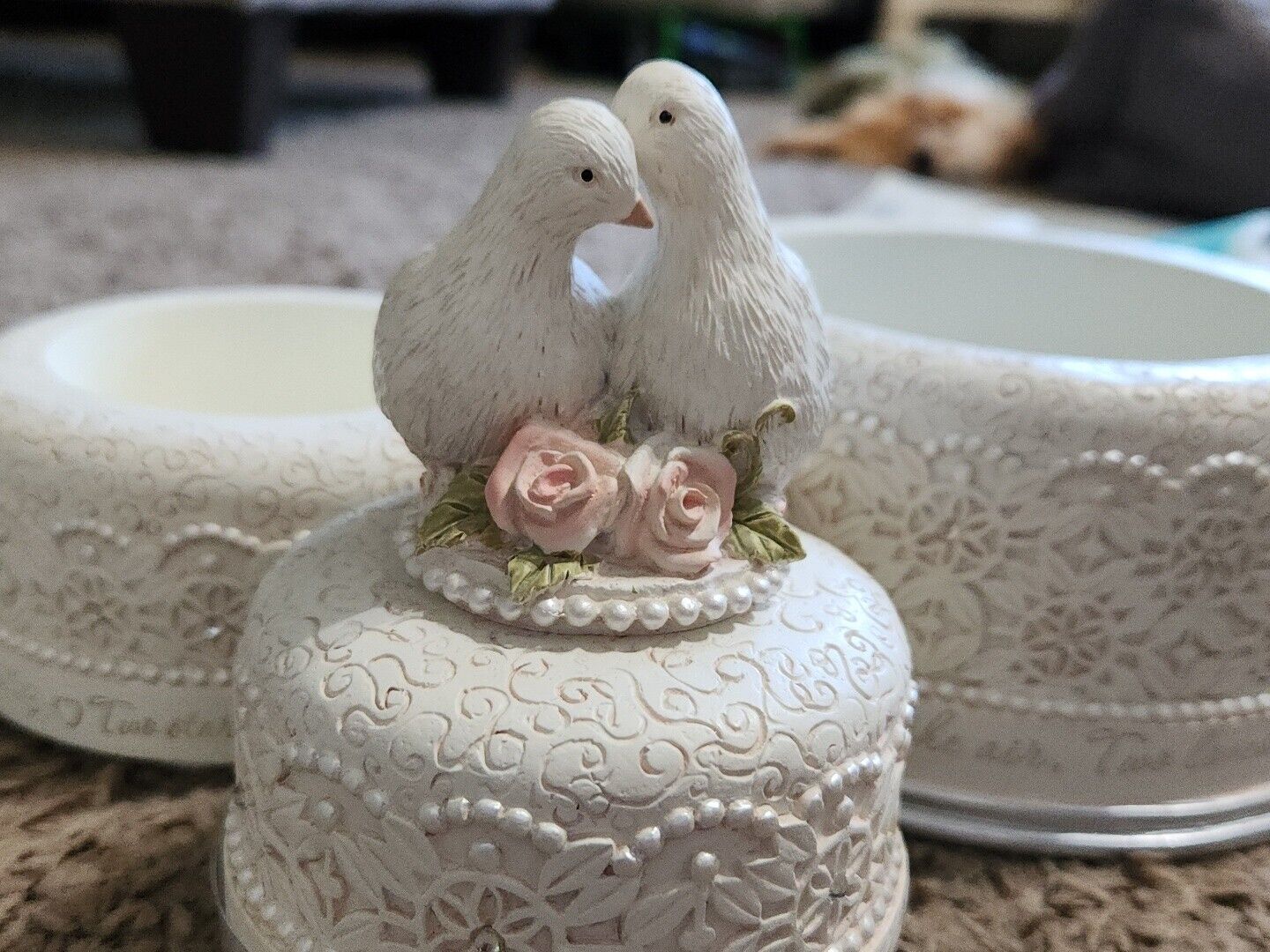 Enesco Pillars Two Doves Wedding Memories Box