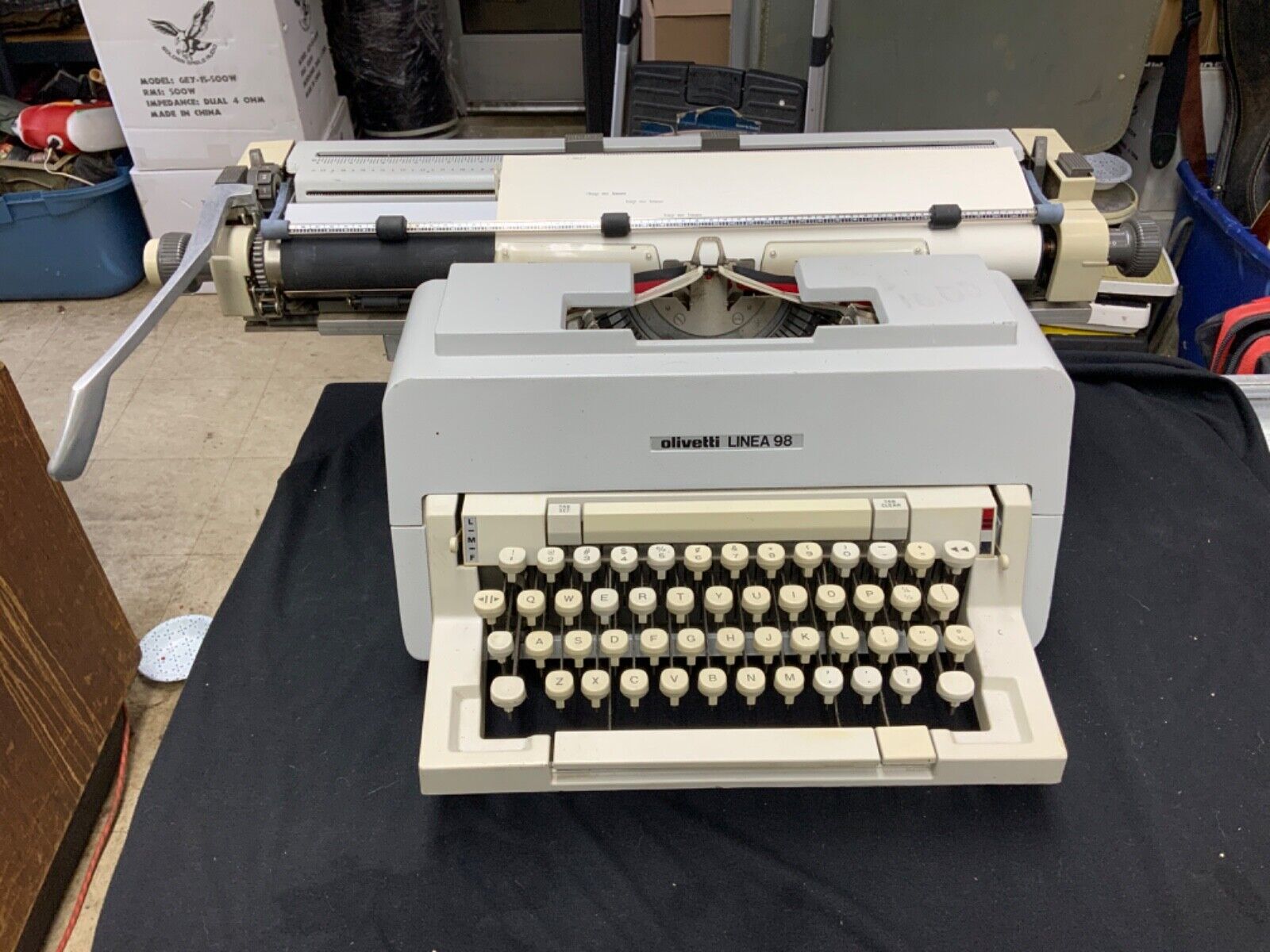 Vintage Olivetti Linea 98 Typewriter