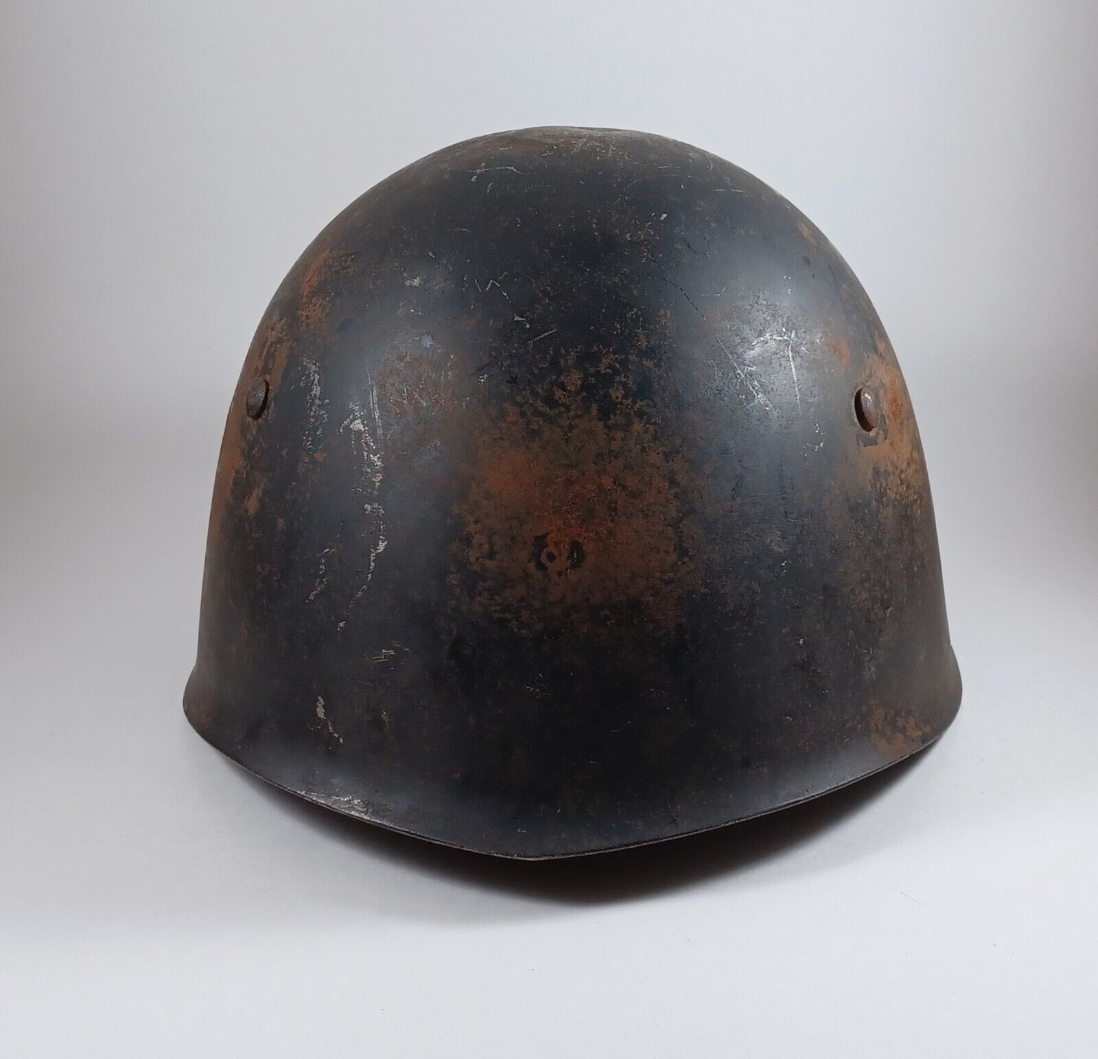 WW2 Italian M33 Helmet With Leather Liner And Chin Strap, Stamped S84