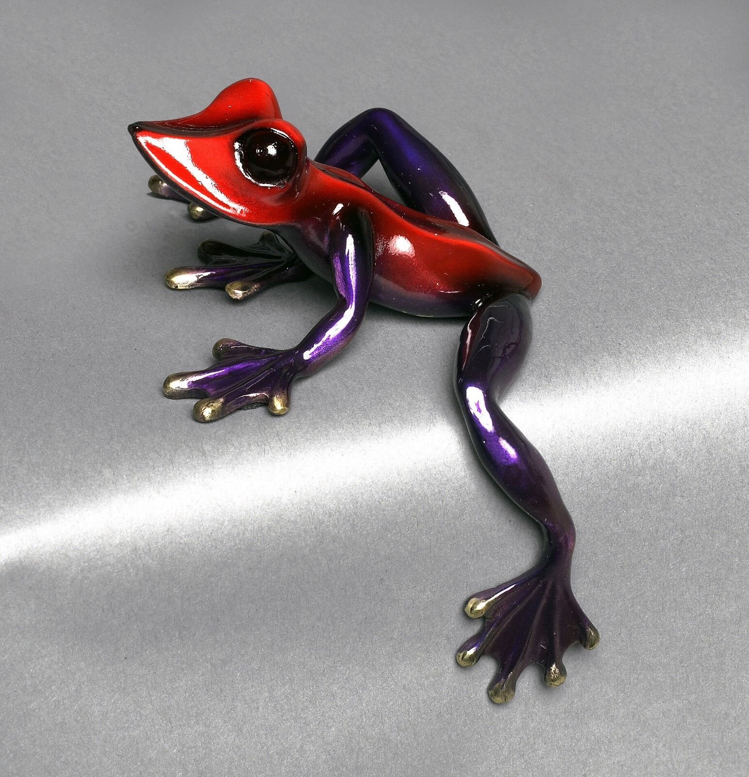 **FANTASTIC BRONZE FROG YOU WILL LOVE THIS FROG