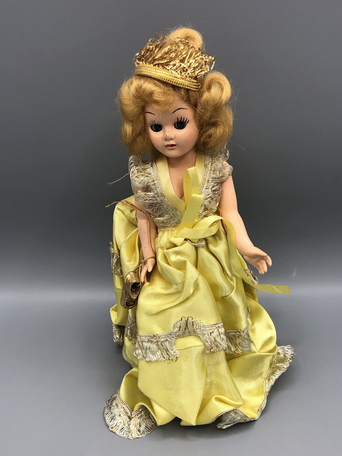 Vintage Walt Disney Mid-Century Cinderella Doll 8” Yellow Dress with Slipper