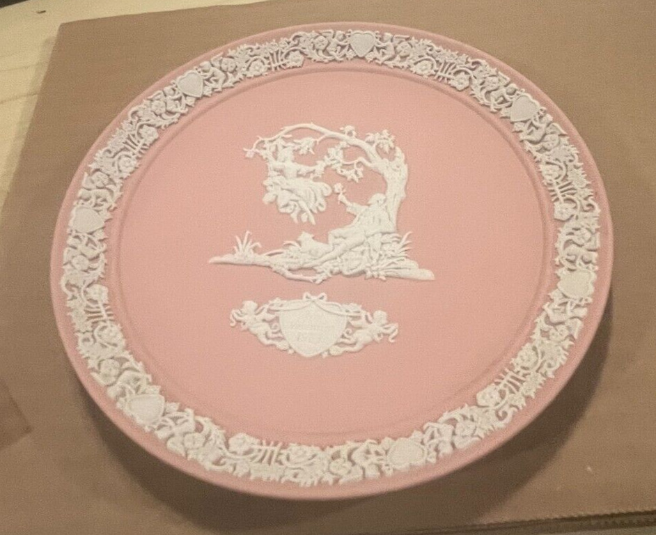 Wedgwood Valentines Day 1983 White on Pink Jasper LE Plate, Courtship