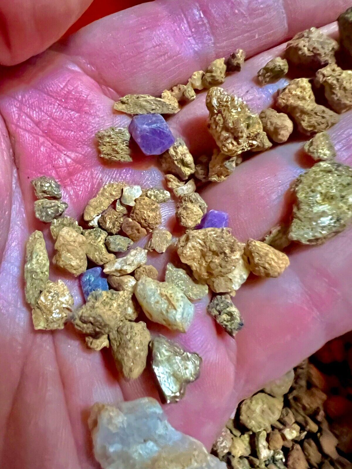 SAPPHIRE - Rough Stone Mix GEMSTONE PAYDIRT 2LB Gem Pay Dirt Concentrate Mining
