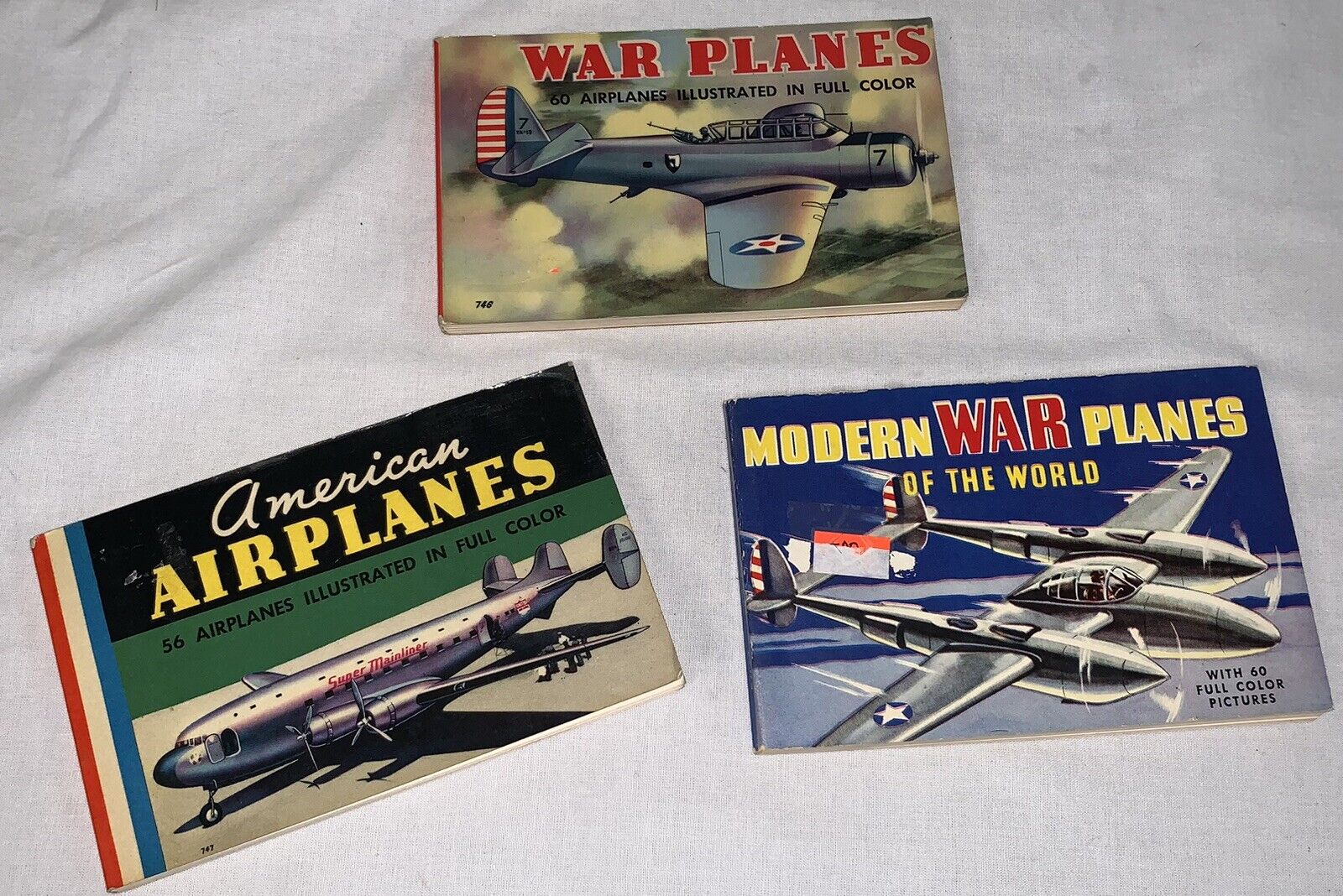 C8 3 1940s MODERN WAR PLANES OF THE WORLD NATIONS AMERICAN AIRPLANES JOHN WALKER
