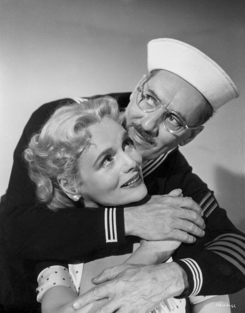 GROUCHO MARX & MARIE WILSON from A Girl in Every Port Picture Photo 5x7