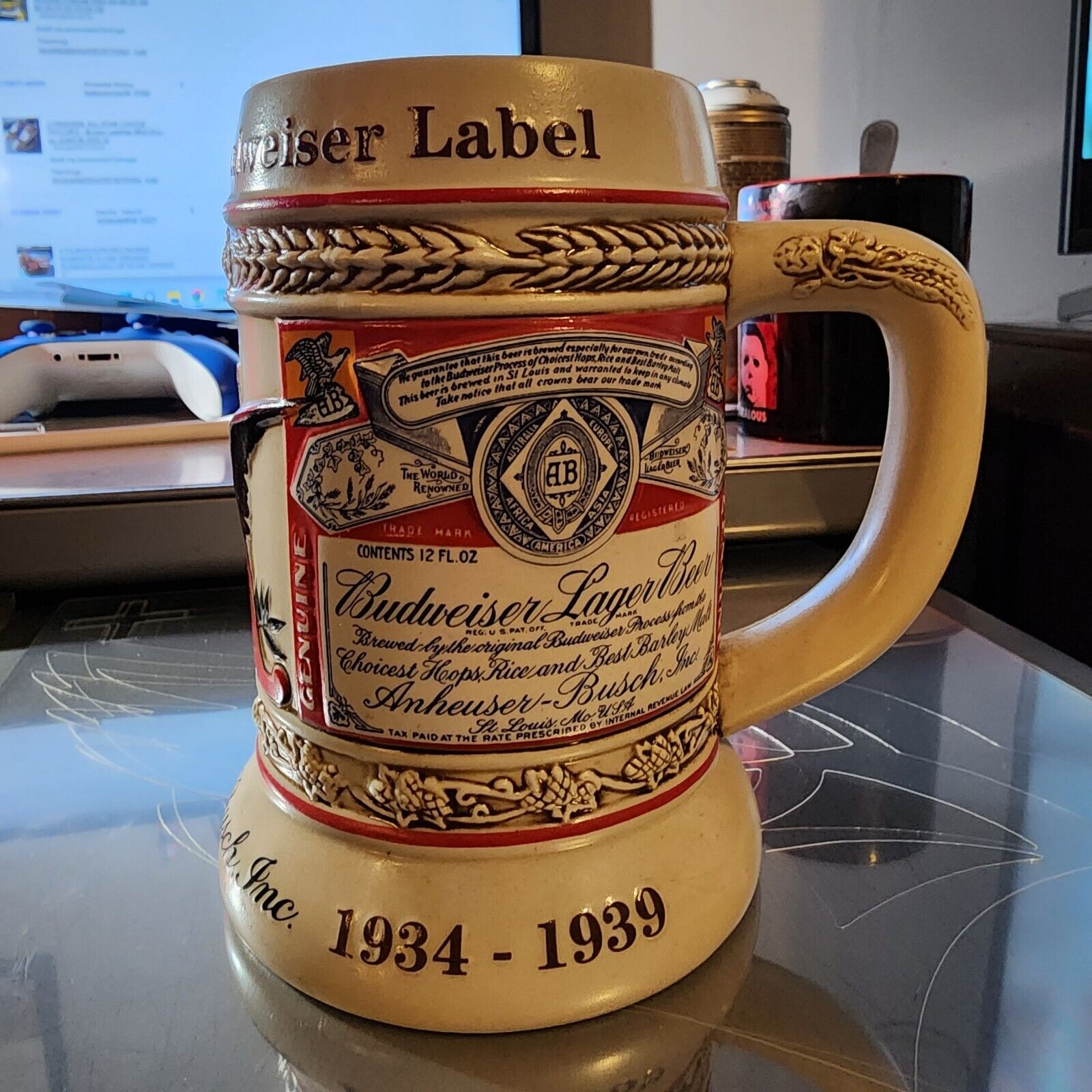 Budweiser Evolution of the Label 1934-39 2000 State Convention Beer Mug Stein