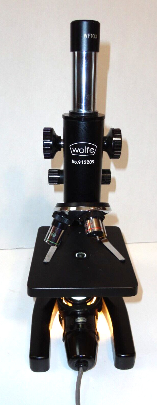 Vtg. Wolfe Microscope, No. 912209, 3 Objective Lenses 4 ,10, 45 W/working Light