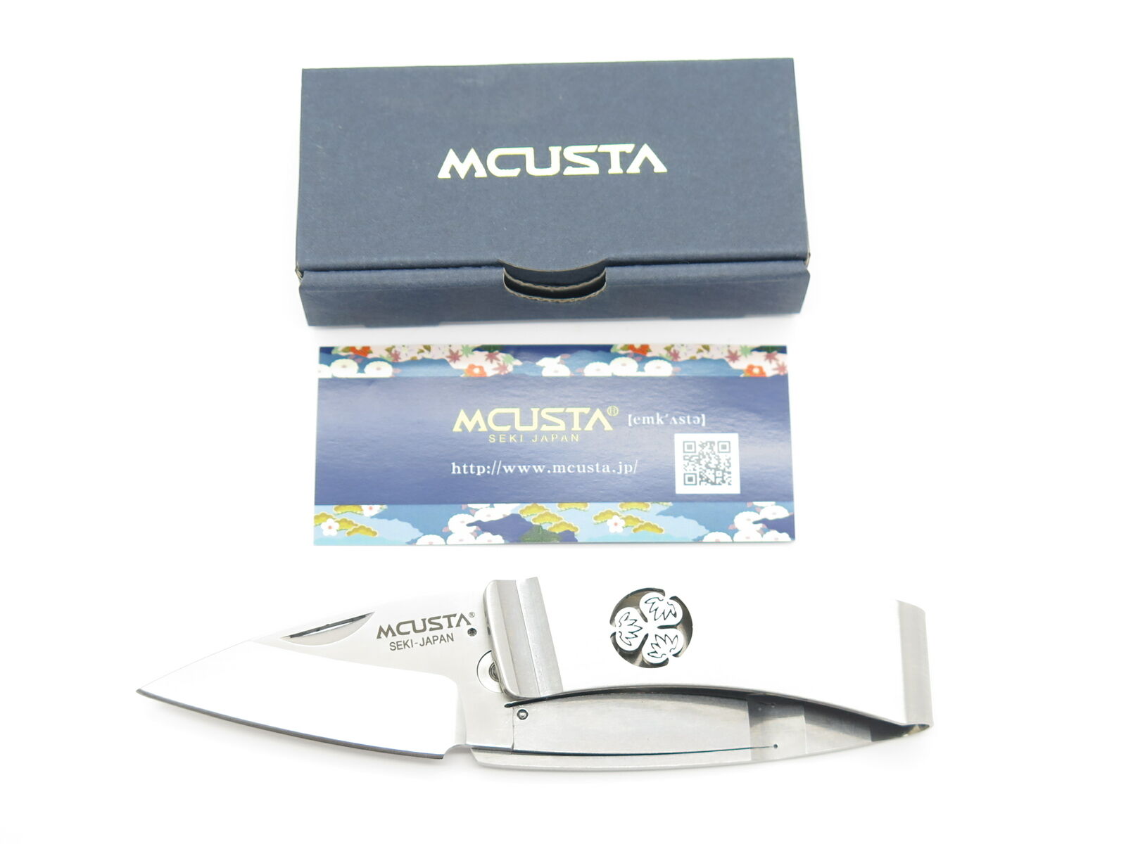 Mcusta Seki Japan Kamon MC-81 Aoi Crest AUS-8 Folding Money Clip Pocket Knife