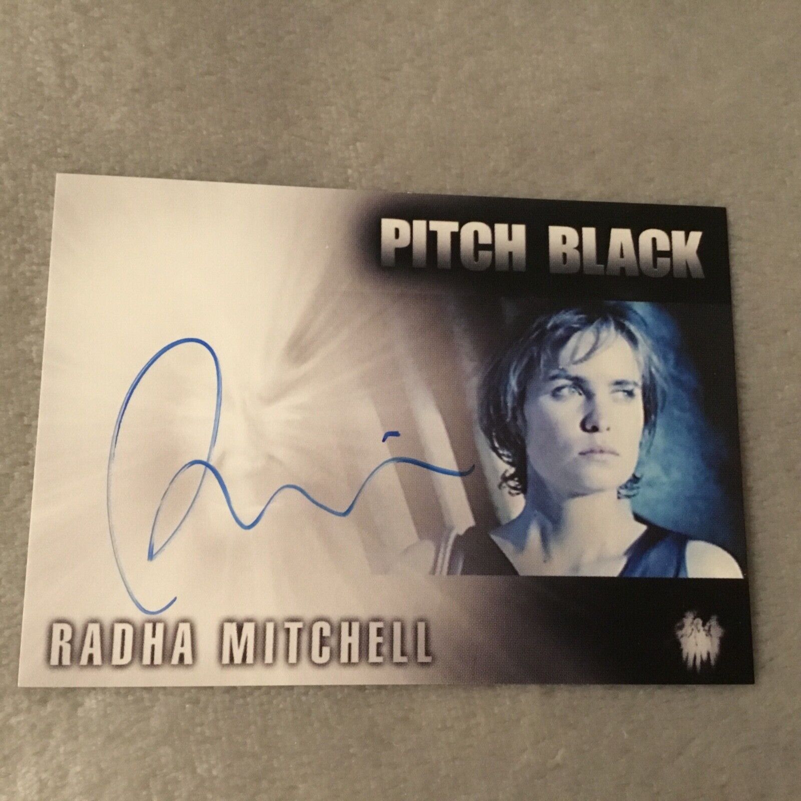 Radha Mitchell Signed Pitch Black Authentic Autograph Card RARE Rittenhouse