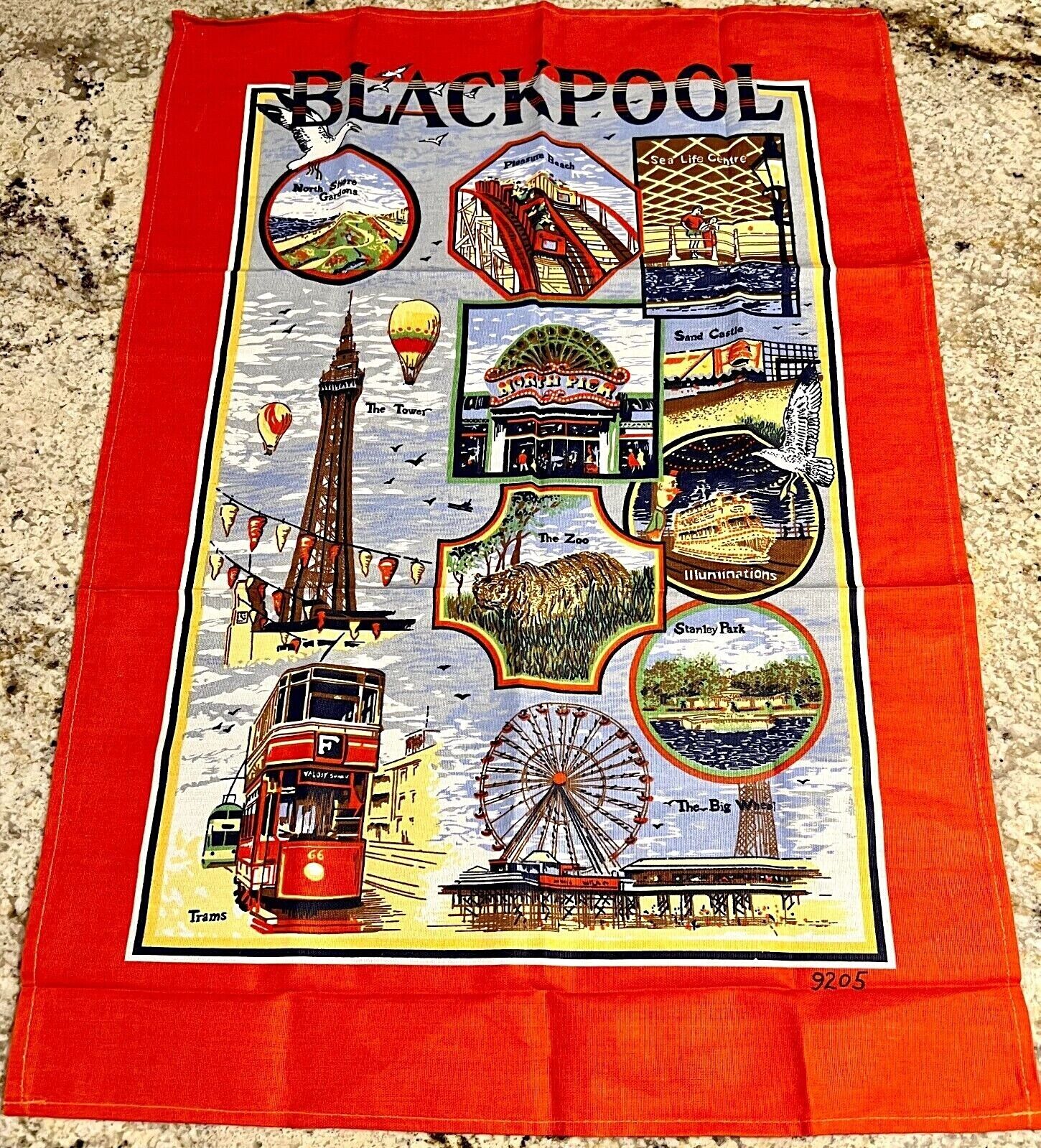 Vintage 1970\'s Souvenir Tea Towel - Blackpool England  - 9205