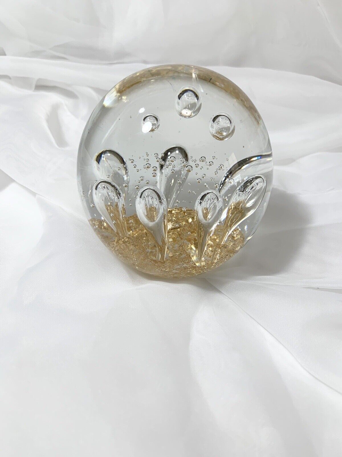 Beautiful Dynasty Gallery Heirloom Collectible  Paper  Weight