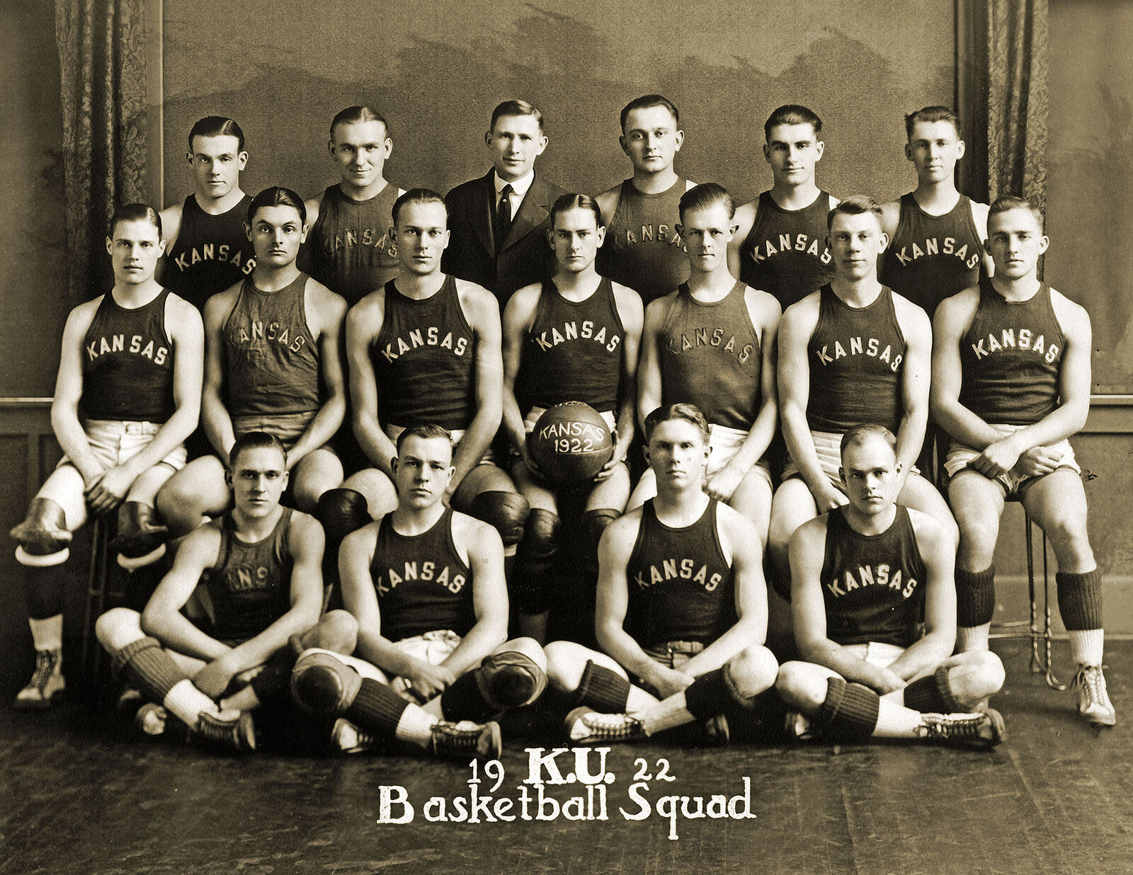 1922 Kansas University Basketball Team Vintage Old Photo 8.5\