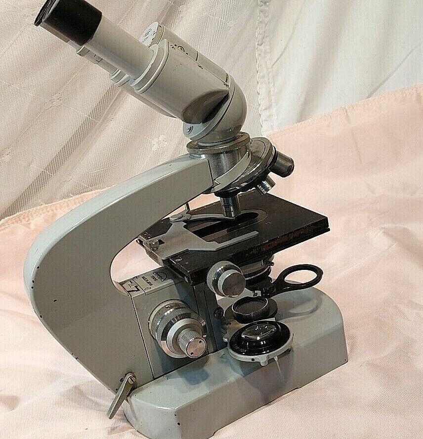 Vintage Tiyoda Tokyo 52432 Laboratory Telescoping Stereo  Microscope & Optics