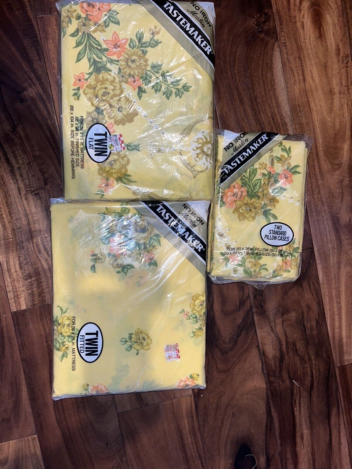vintage Taste Maker yellow floral 70s  Twin Sheet Set