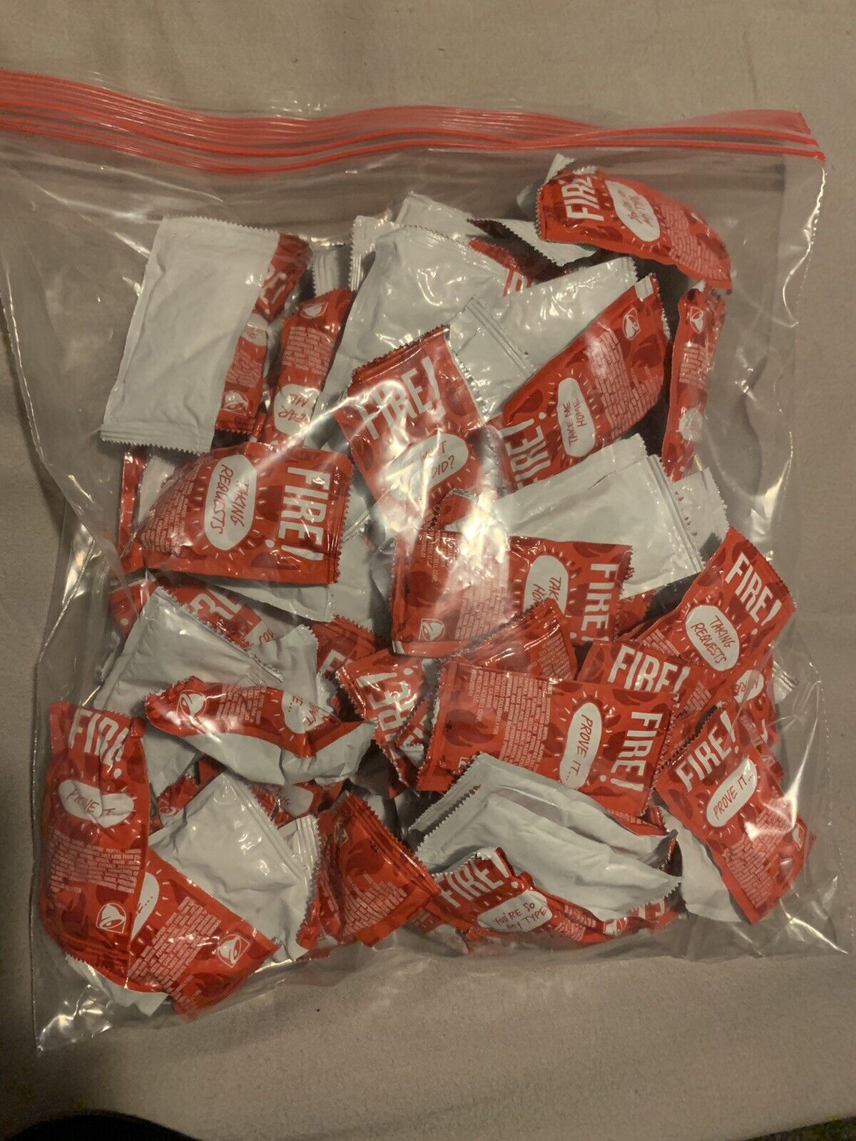 50 Taco Bell HOT  Sauce Packets.   New And Sealed Free Fast Shipping