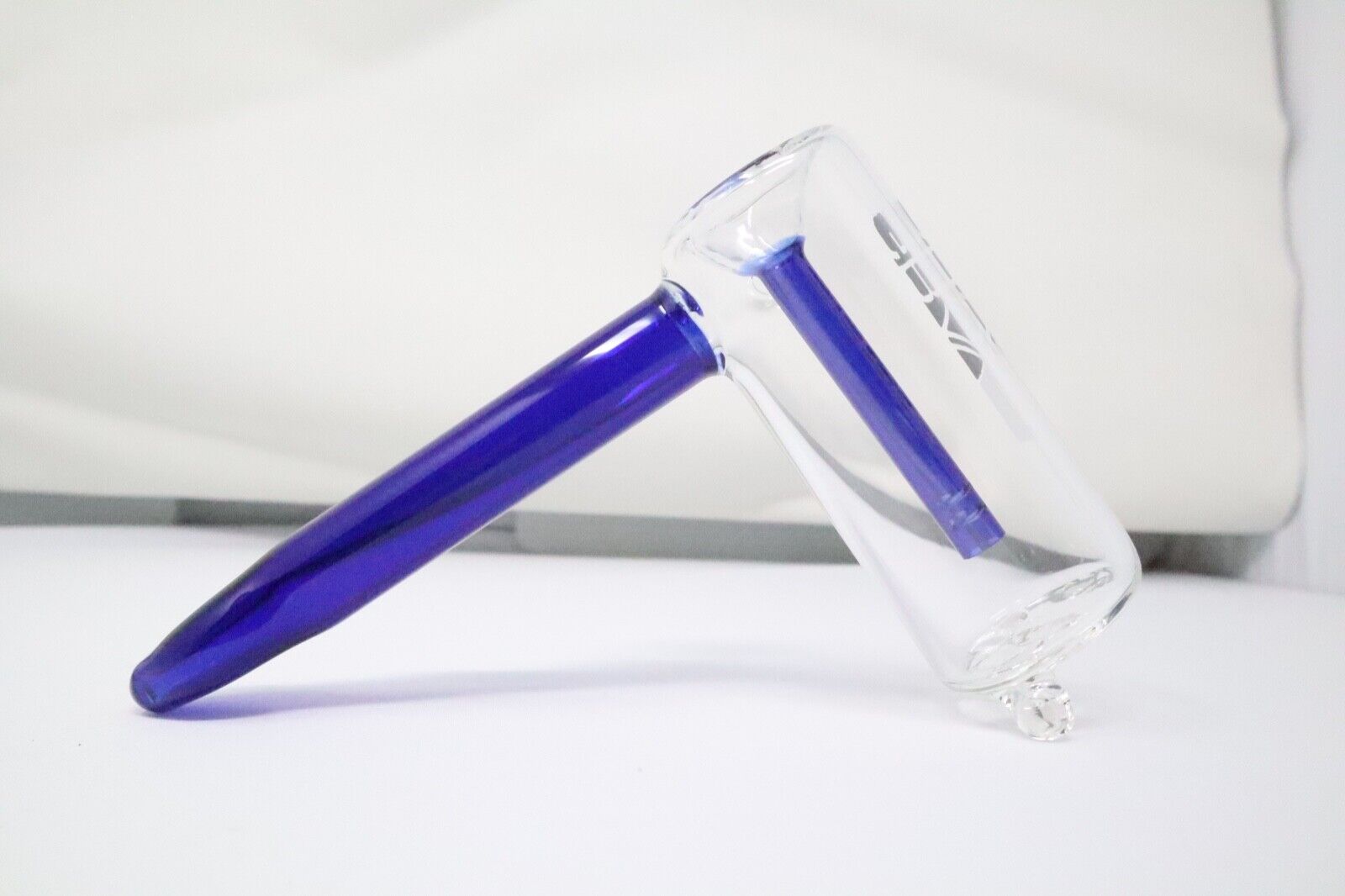 GRAV® HAMMER BUBBLER - BLUE COLORED GLASS PIECE
