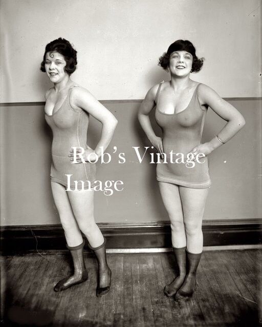 Daring Hot Busty Flapper Swimsuits Photo 1928 Jazz Prohibition era Roaring 20s