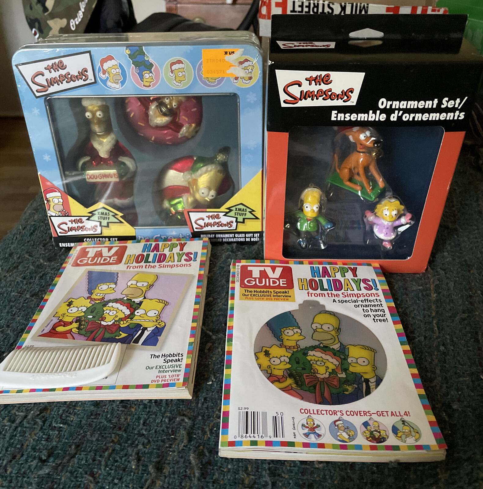 Two Simpsons Xmas ornament sets & 2 vintage unread tv guides Brand New