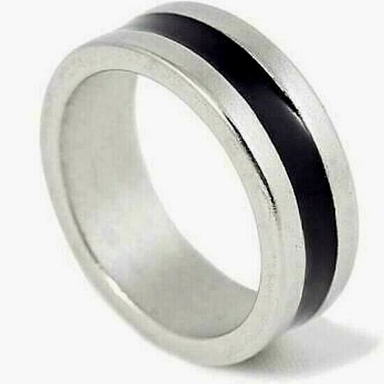 PK RING SILVER & BLACK STRONG MAGNETIC- SIZE 14 (23mm) MAGIC TRICK
