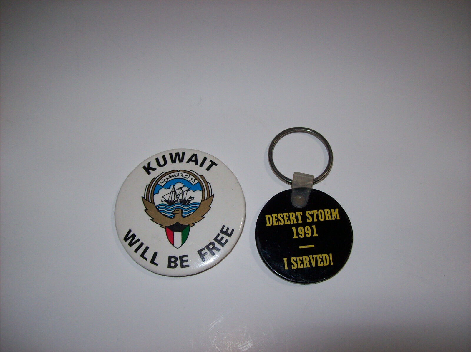 Vintage 1991 DESERT STORM Key Chain, + KUWAIT WILL BE FREE Button Badge