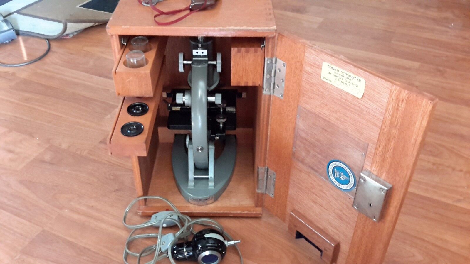 Rare Vintage Tiyoda Tokyo No. 42333 Microscope Set With Wooden Case 
