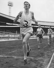 Record Breaking Runner Roger Bannister Picture Photo Print 13