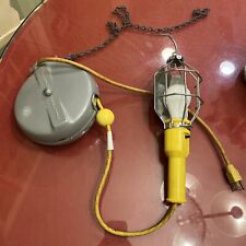 VTG Appleton Reelite Heavy Duty Electric Cord Reel Caged Work Light - Tested picture