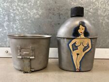 🔥 Unusual Antique American WWII Trench Art Pinup Girl Painted Canteen, 1940s picture