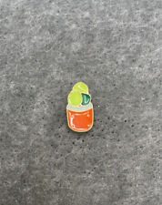 Green Plant in Pot? Gold Tone Lapel Pin Unmarked picture