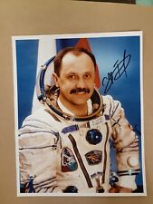 Yuri Usachov Soviet/Russian Cosmonaut Autograph Signed Photo 8x10 astronaut picture