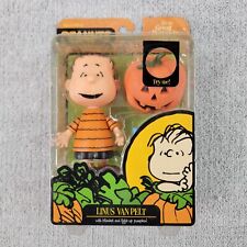 It's The Great Pumpkin Charlie Brown Linus Van Pelt Figure 2007 NEW NIB picture